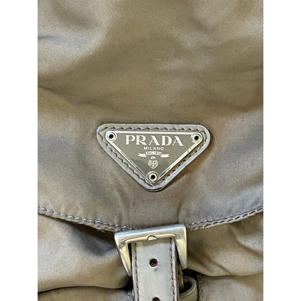 Vintage Prada Tessuto Vela Green Nylon Backpack Distressed Grunge Made In Italy - Picture 4 of 16